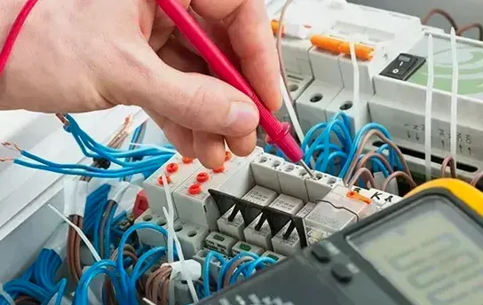 Professional electrician in Leytonstone